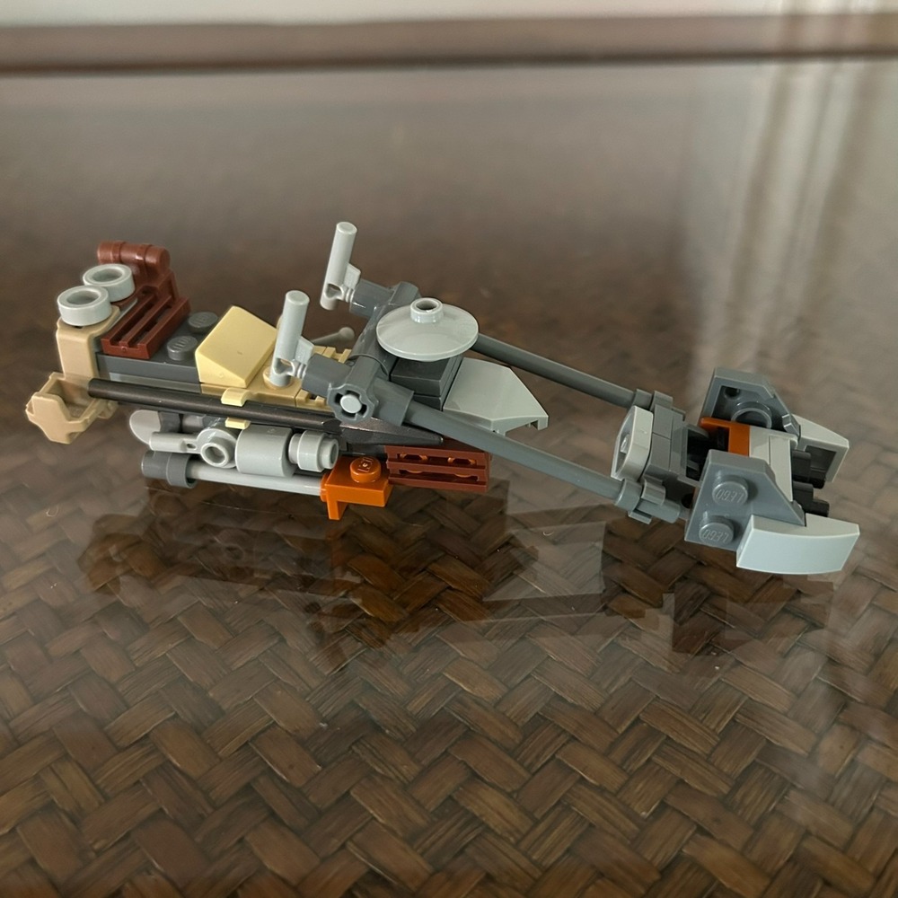 LEGO Star Wars Trouble on Tatooine (75299) Mandalorian's Speeder Bike